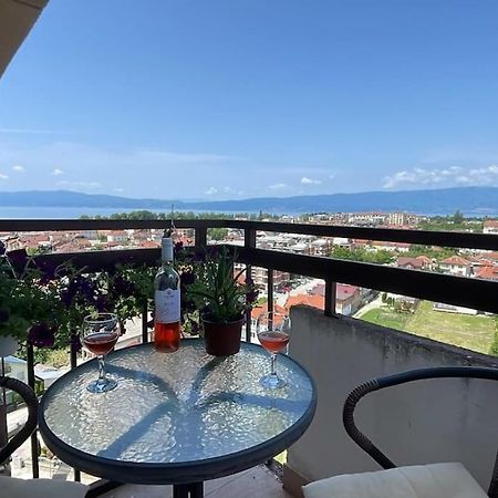 Stunning Lake And Mountain Views - Velkoski Apartments Ohrid Exterior photo